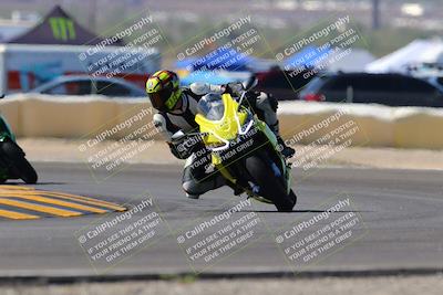 media/Oct-09-2022-SoCal Trackdays (Sun) [[95640aeeb6]]/Turn 2 (1110am)/